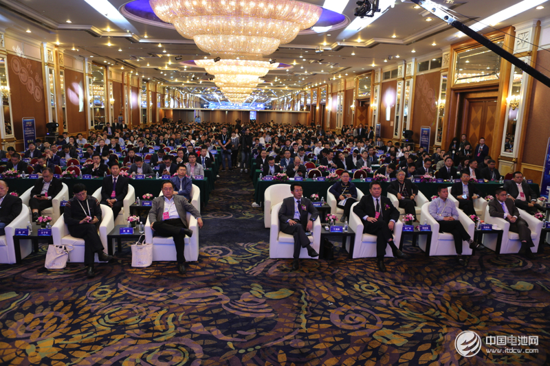 第5屆鋰電“達(dá)沃斯”論壇現(xiàn)場(chǎng) 第5屆鋰電“達(dá)沃斯”論壇現(xiàn)場(chǎng)